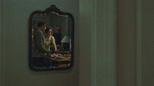 Standbild aus dem Film The Invite