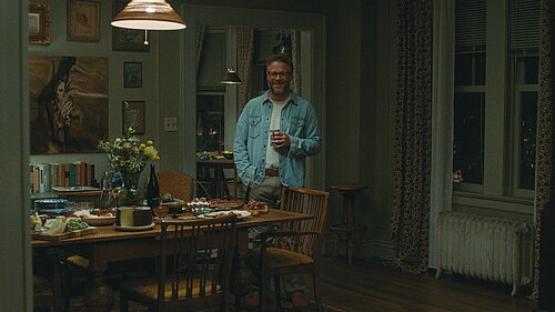 Standbild aus dem Film The Invite