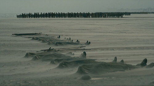 Standbild aus dem Film Dunkirk (OmU)