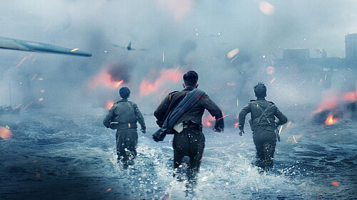Standbild aus dem Film Dunkirk (OmU)