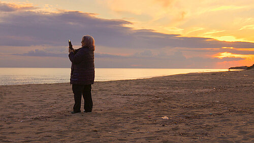 Standbild aus dem Film Nonna