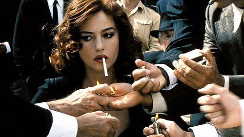 Standbild aus dem Film Der Zauber von Malèna