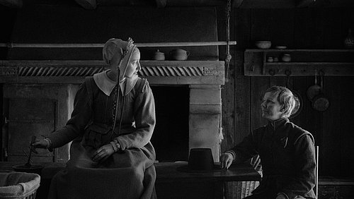 Standbild aus dem Film Rose