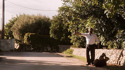 Standbild aus dem Film Spaziergang nach Syrakus