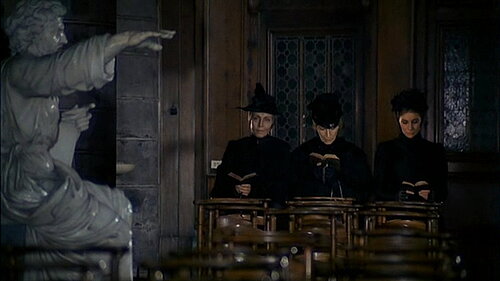 Standbild aus dem Film Malpertuis