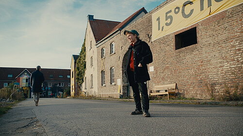 Standbild aus dem Film Wolken über Lützerath